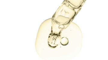 Dropper with oil 